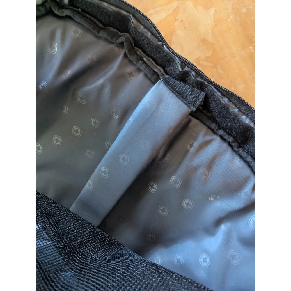 Wenger SWISSGEAR Synergy Laptop Backpack‎ Black Gray Work School Travel Bag